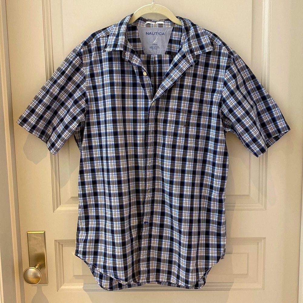 Men’s large short sleeve plaid shirt